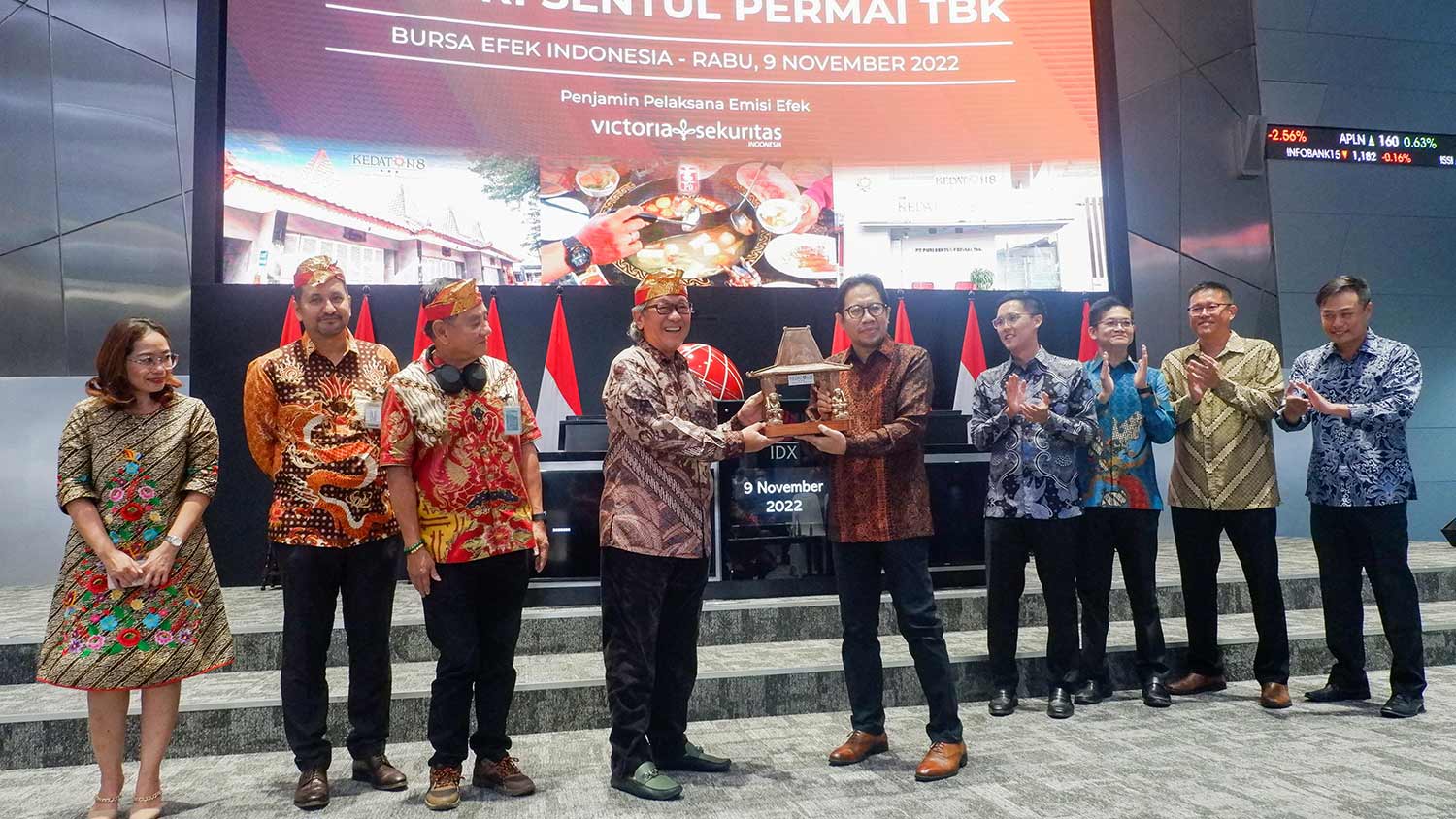 Carousel 1 (copy) (copy) (copy)